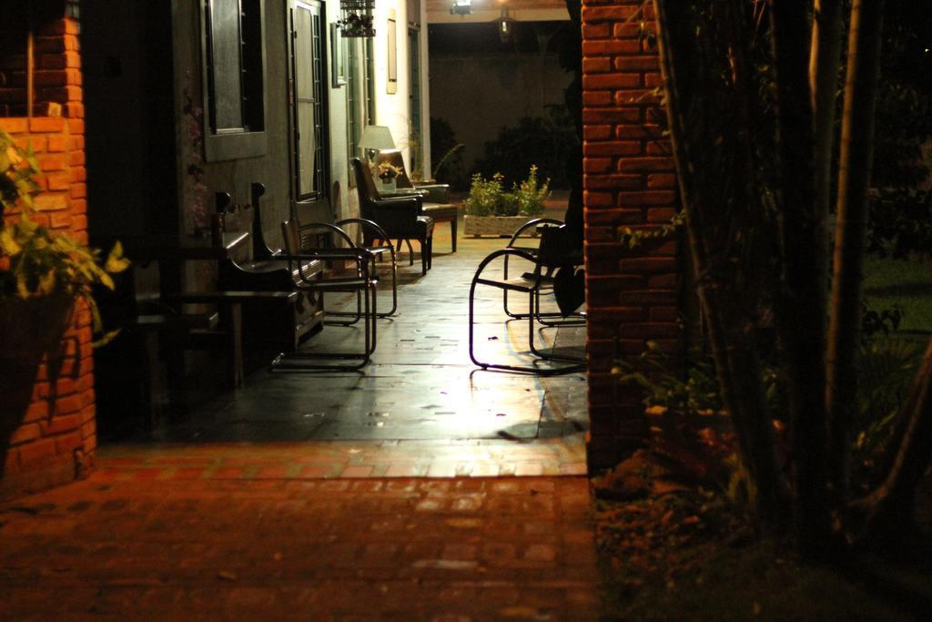 Chacara Ando Bed And Breakfast Águas de Santa Barbara Eksteriør bilde