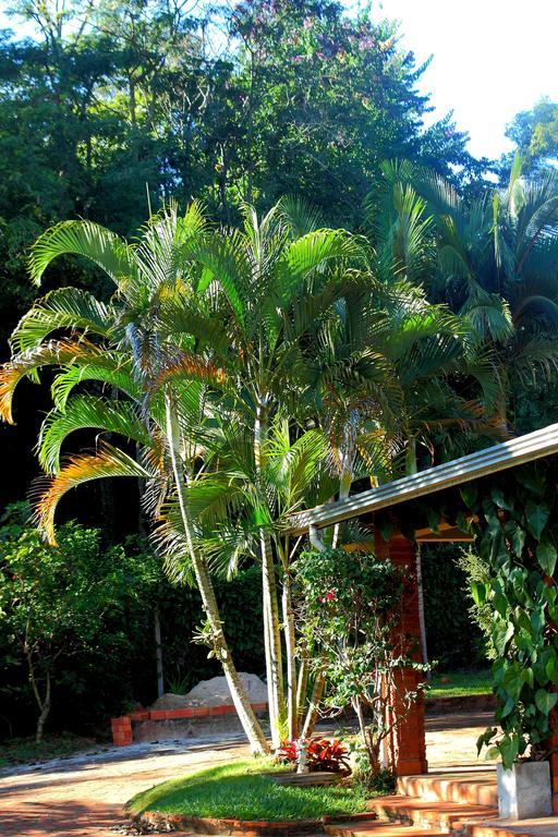 Chacara Ando Bed And Breakfast Águas de Santa Barbara Eksteriør bilde