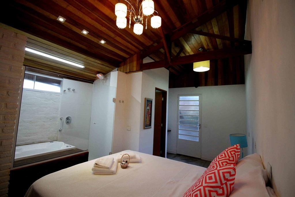 Chacara Ando Bed And Breakfast Águas de Santa Barbara Eksteriør bilde