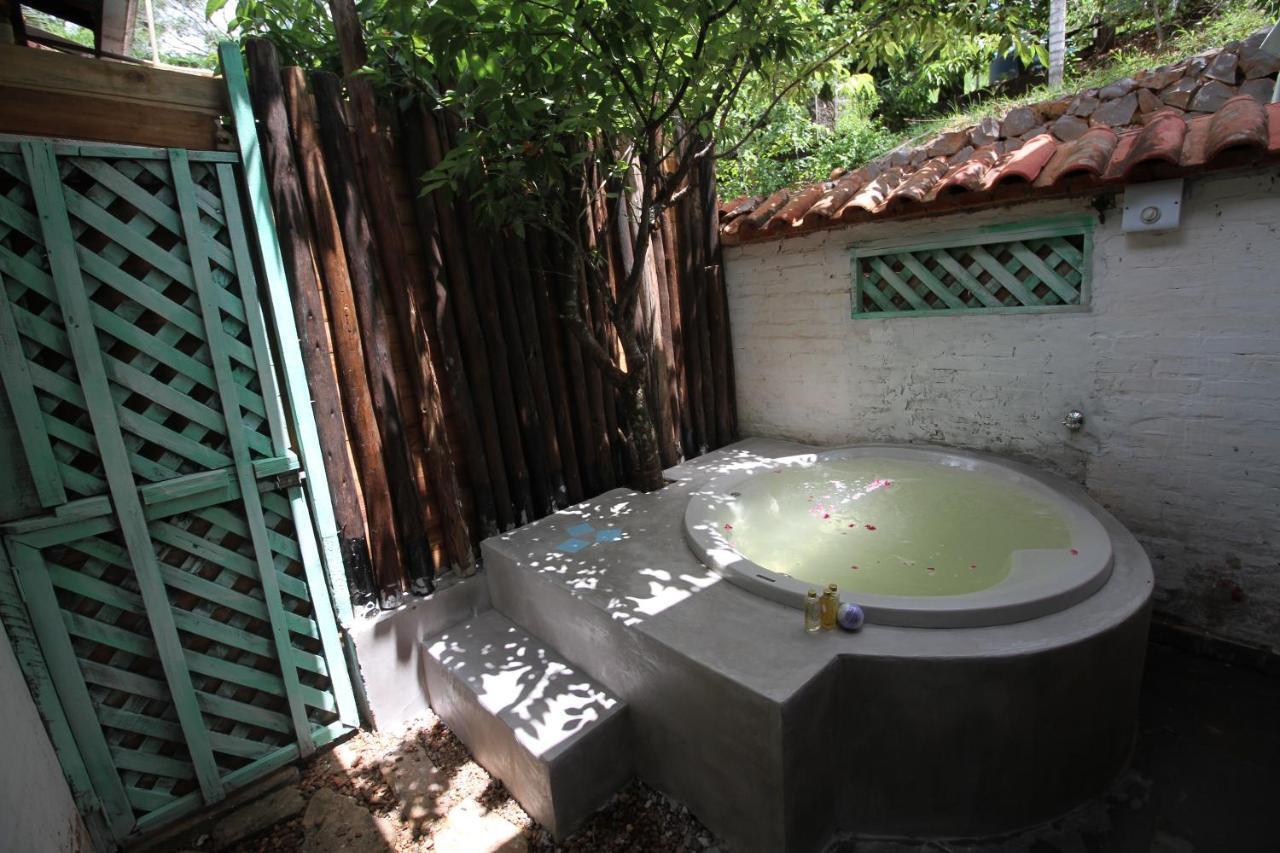 Chacara Ando Bed And Breakfast Águas de Santa Barbara Eksteriør bilde